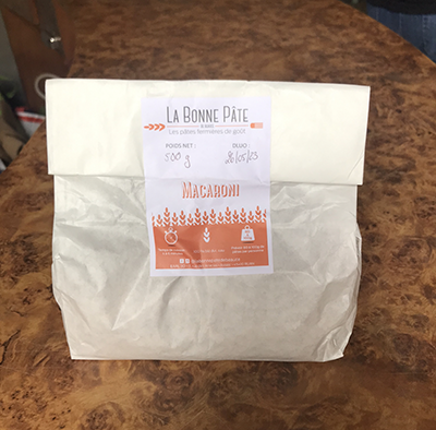 photo d'un sachet de 500g de macaronis produites par "La bonne pâte de Beauce"
