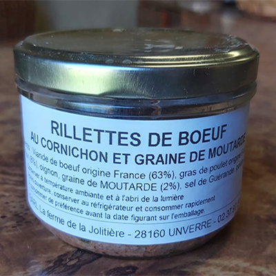photo d'un pot rillettes de bœuf aux cornichons et graines de moutarde produit par "La ferme de la Jolitière".